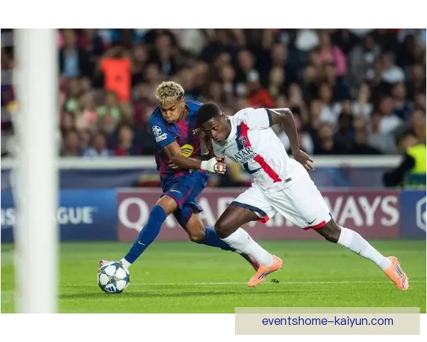 阿克在曼城表现稳健，逐渐成为后防线重要一员